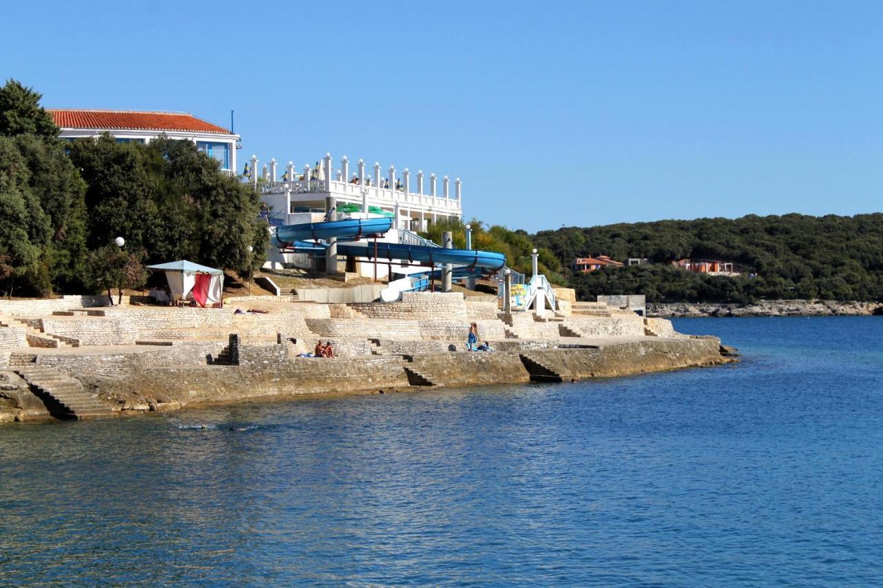 Apartments With A Swimming Pool Pula - 7356 Esterno foto