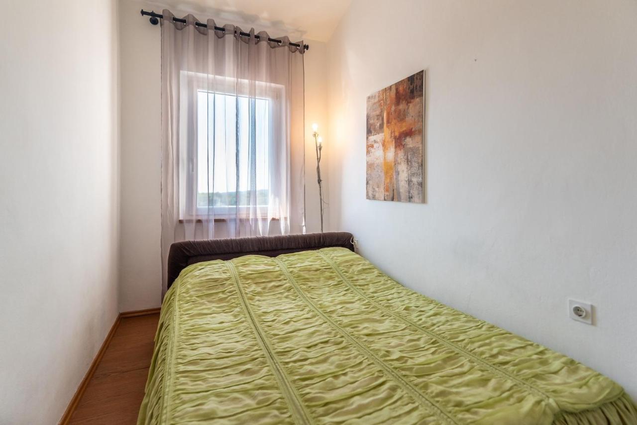 Apartments With A Swimming Pool Pula - 7356 Esterno foto